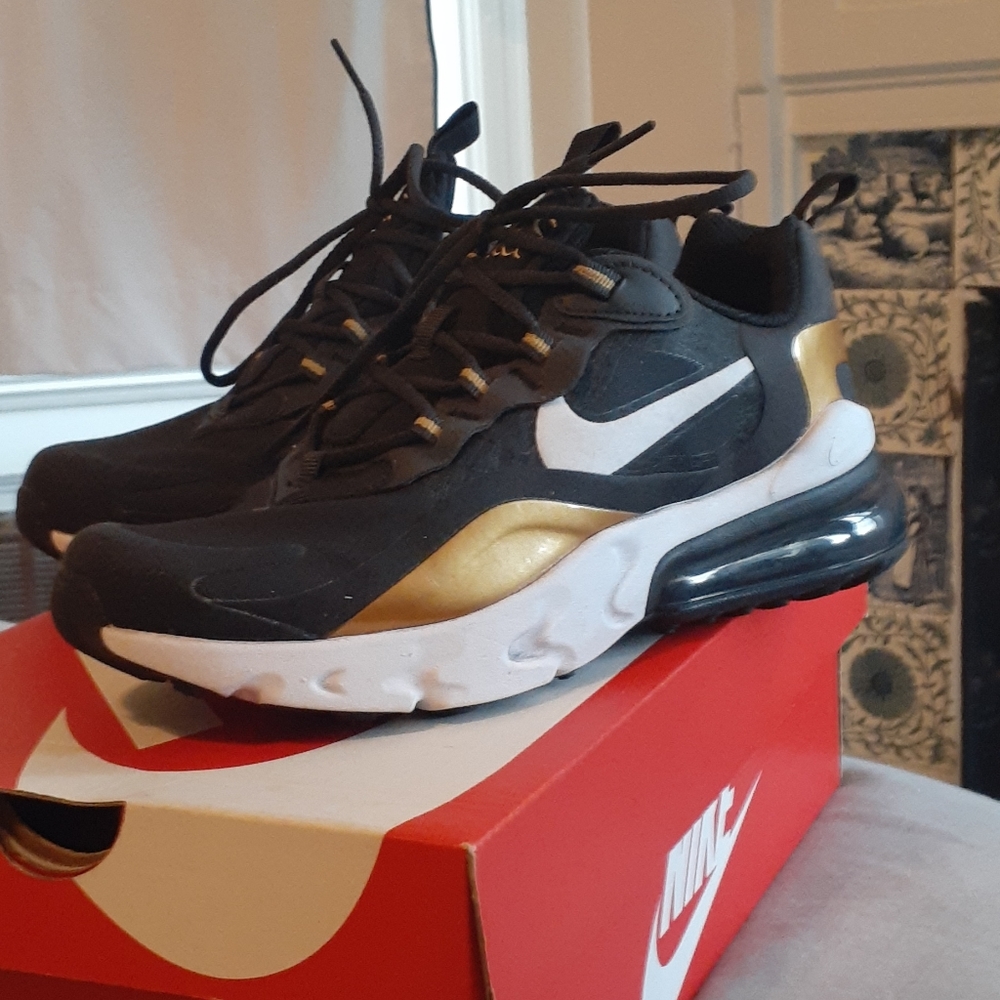 Nike Air Max 270 React 20